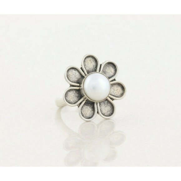Sterling Silver Pearl Flower Ring size 6 3/4 - Picture 4 of 6